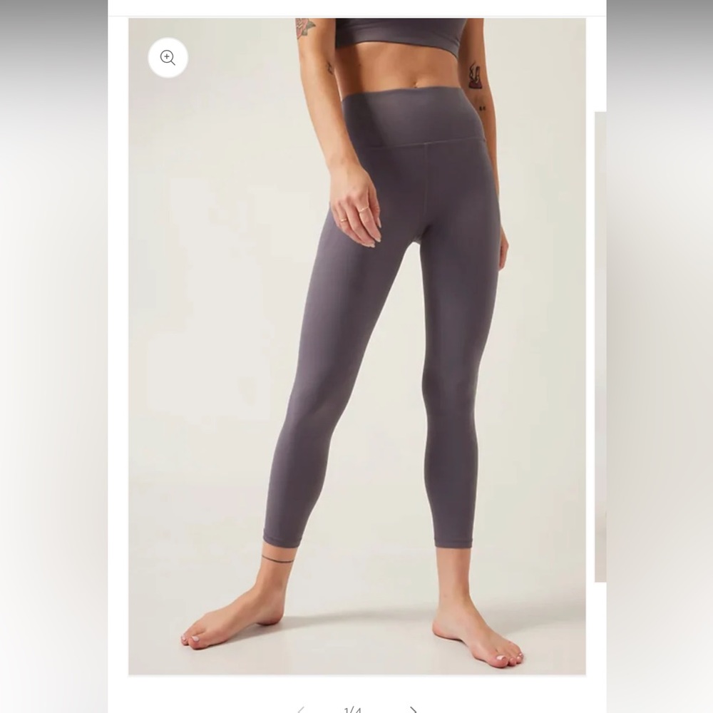 ATHLETA Salutation Stash 7/8 Tight